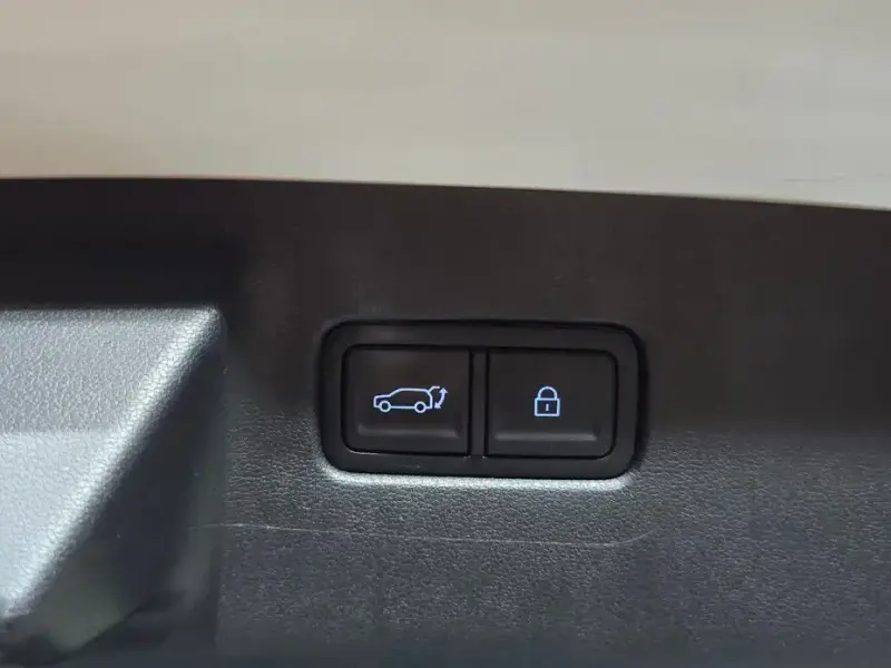2025 Hyundai Santa Fe с пробегом 39 308 км