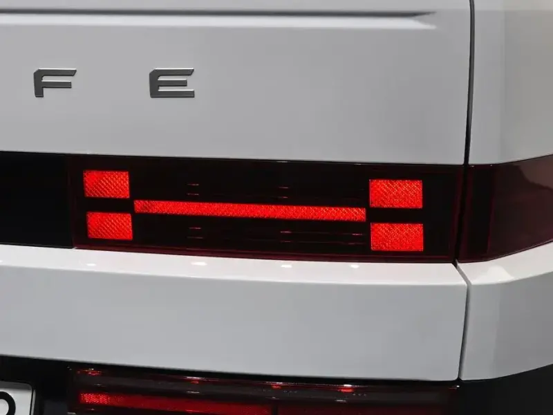 2025 Hyundai Santa Fe с пробегом 39 308 км