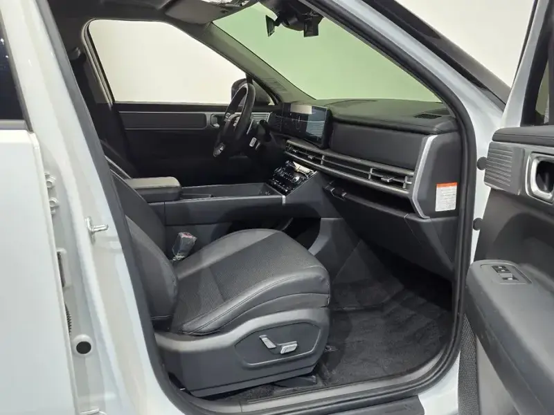 2025 Hyundai Santa Fe с пробегом 39 308 км
