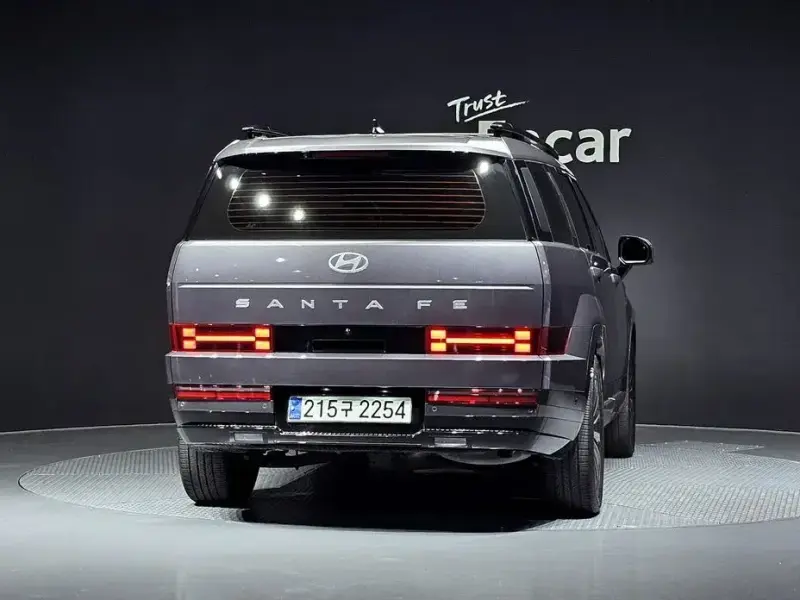 2023 Hyundai Santa Fe с пробегом 42 287 км