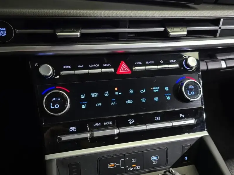 2025 Hyundai Santa Fe с пробегом 39 308 км