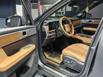 2023 Hyundai Santa Fe с пробегом 42 287 км