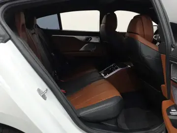 2024 BMW 8 серии с пробегом 40 456 км