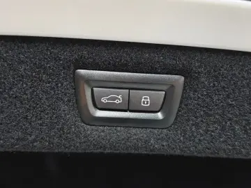2023 BMW 8 серии с пробегом 27 369 км