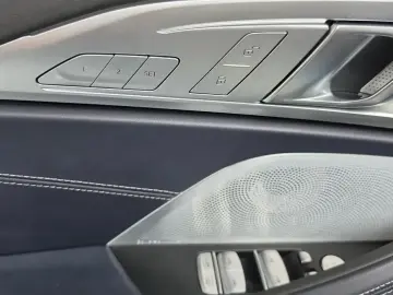 2023 BMW 8 серии с пробегом 27 369 км