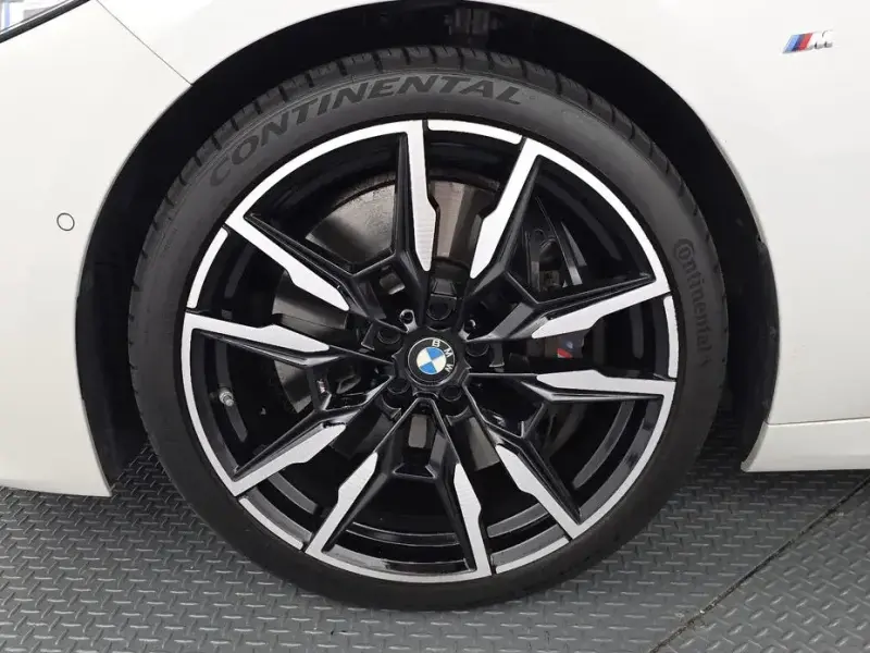 2025 BMW 8 серии с пробегом 21 558 км