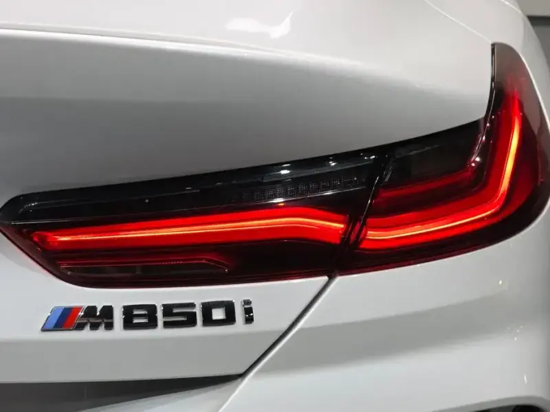 2025 BMW 8 серии с пробегом 21 558 км