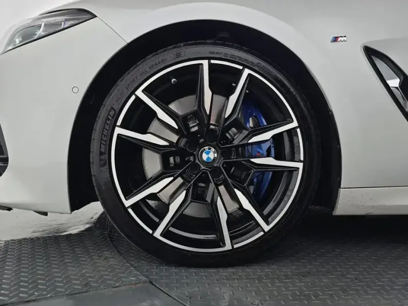 2023 BMW 8 серии с пробегом 35 760 км