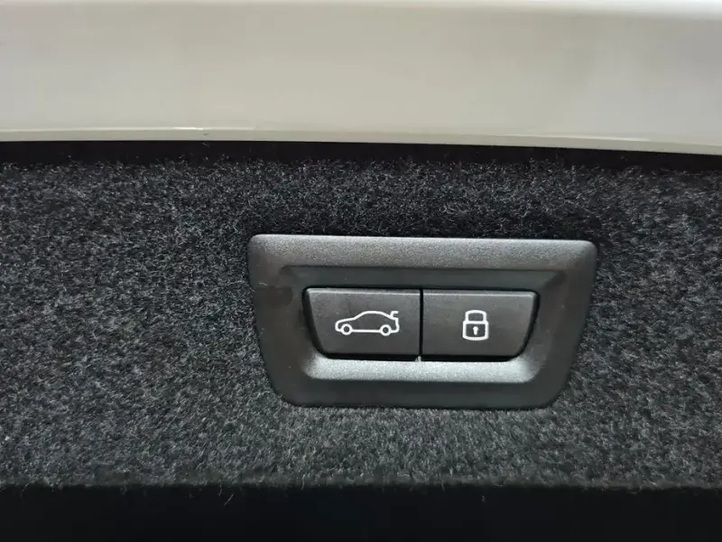 2023 BMW 8 серии с пробегом 35 760 км