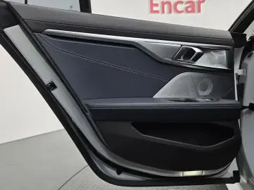 2023 BMW 8 серии с пробегом 35 760 км