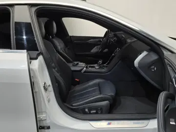 2023 BMW 8 серии с пробегом 35 760 км