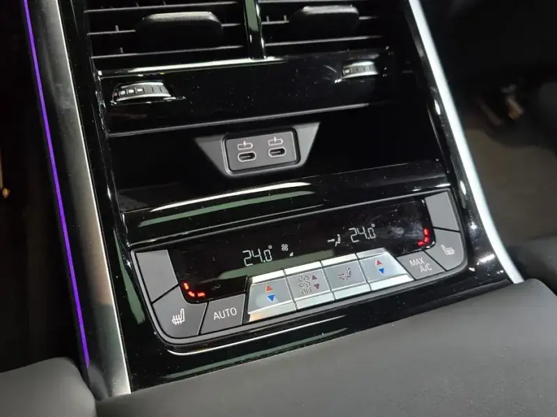 2023 BMW 8 серии с пробегом 35 760 км