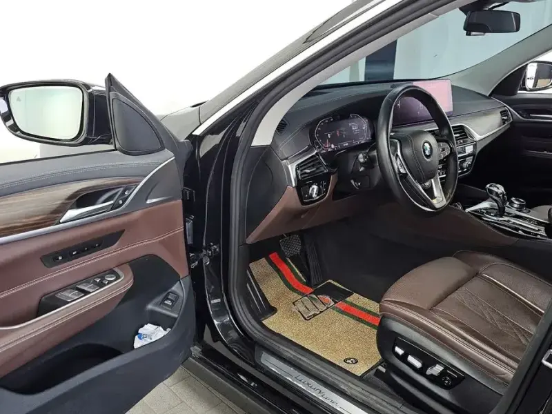 2022 BMW 6 серии с пробегом 114 919 км