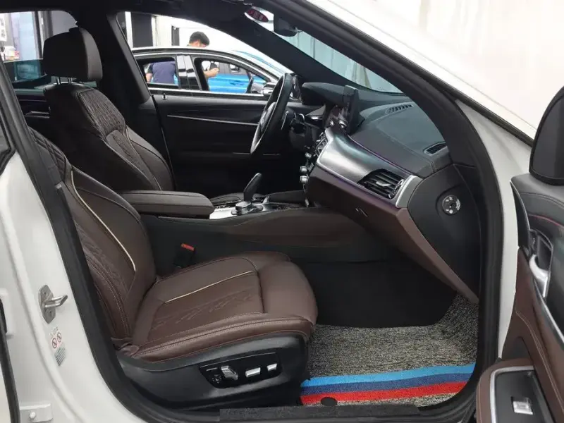 2023 BMW 6 серии с пробегом 17 813 км