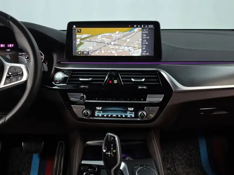 2023 BMW 6 серии с пробегом 17 813 км