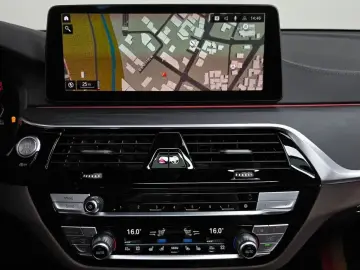 2022 BMW 6 серии с пробегом 42 322 км