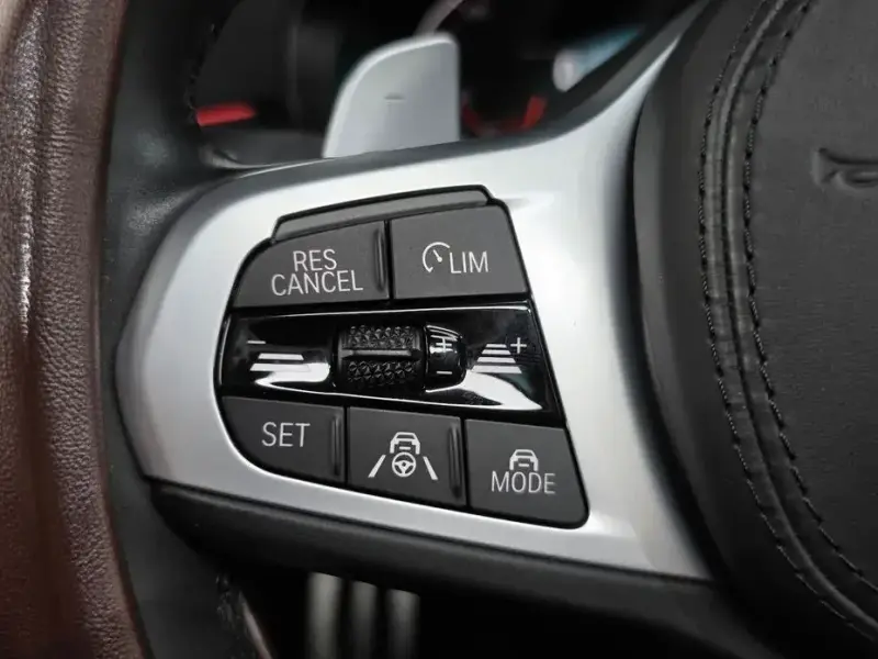 2022 BMW 6 серии с пробегом 42 322 км