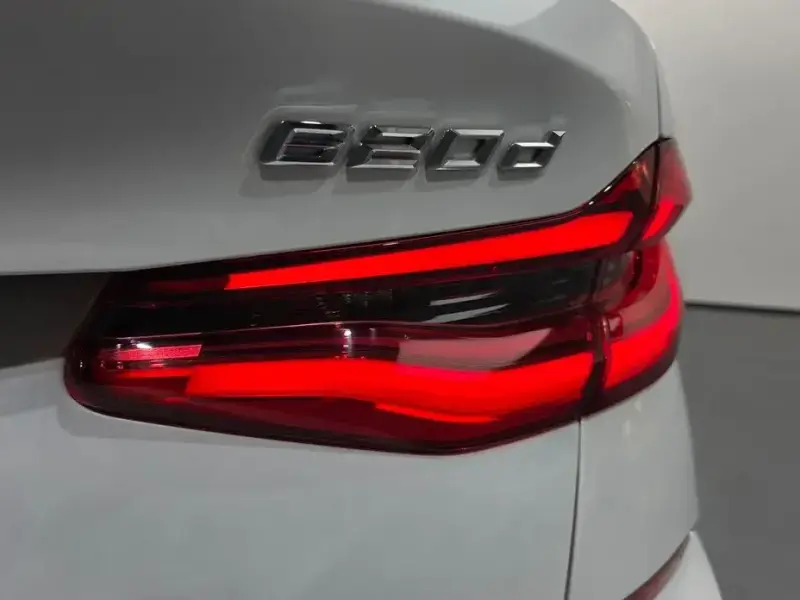 2022 BMW 6 серии с пробегом 42 322 км