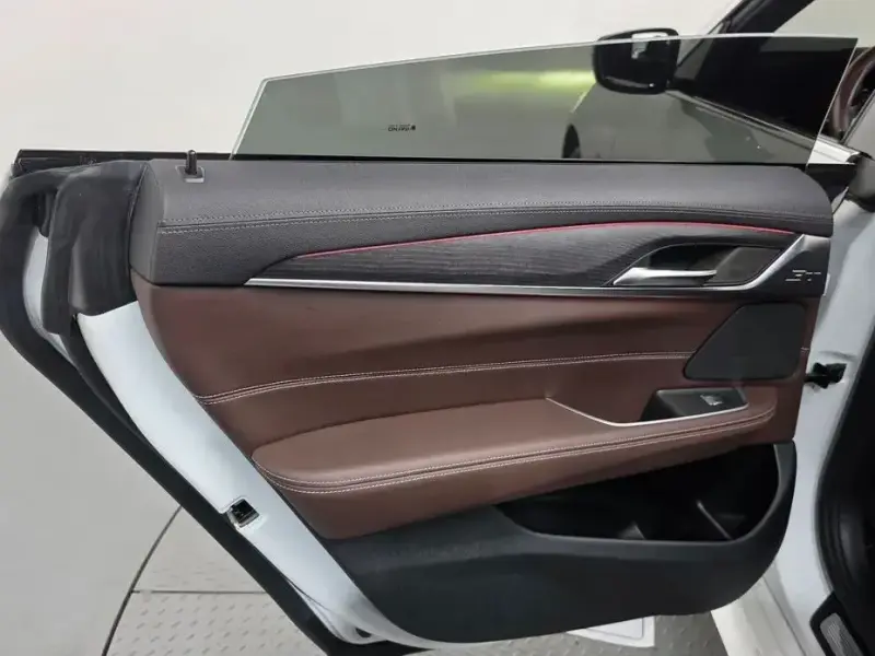2022 BMW 6 серии с пробегом 42 322 км