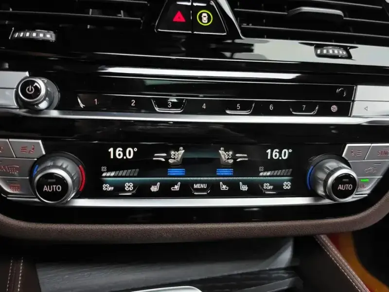 2022 BMW 6 серии с пробегом 42 322 км