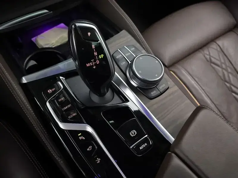 2020 BMW 6 серии с пробегом 145 246 км