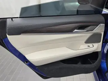 2021 BMW 6 серии с пробегом 59 635 км