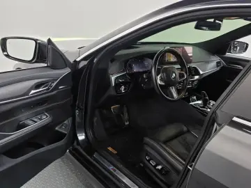 2022 BMW 6 серии с пробегом 75 347 км