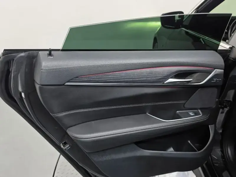 2022 BMW 6 серии с пробегом 75 347 км