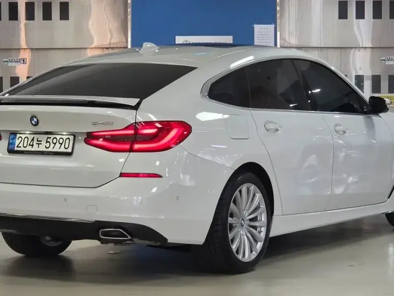 2023 BMW 6 серии с пробегом 42 746 км