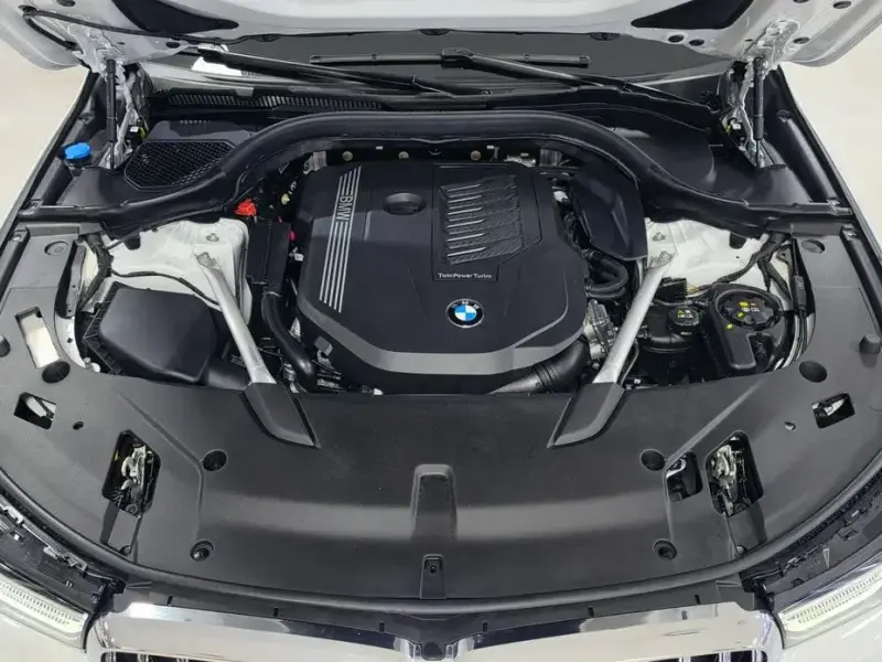 2023 BMW 6 серии с пробегом 42 746 км