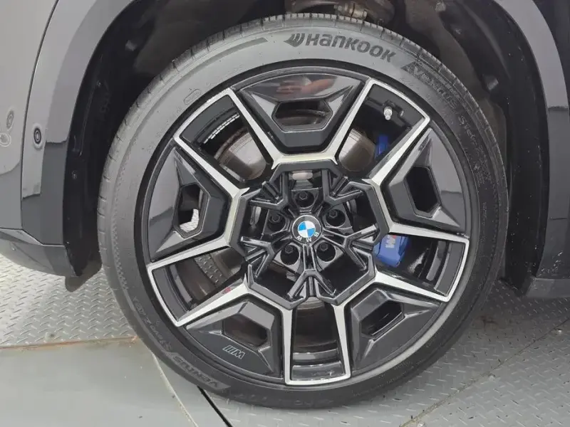 2023 BMW XM с пробегом 140 400 км