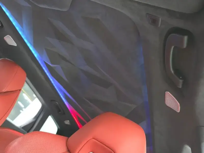 2023 BMW XM с пробегом 140 400 км