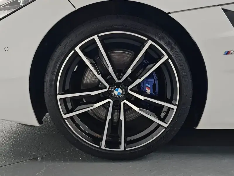 2022 BMW Z4 с пробегом 34 849 км