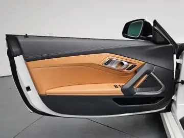 2022 BMW Z4 с пробегом 34 849 км