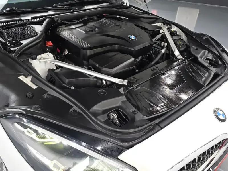 2021 BMW Z4 с пробегом 122 882 км