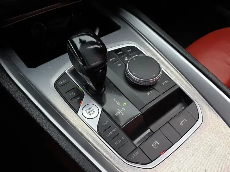 2021 BMW Z4 с пробегом 122 882 км