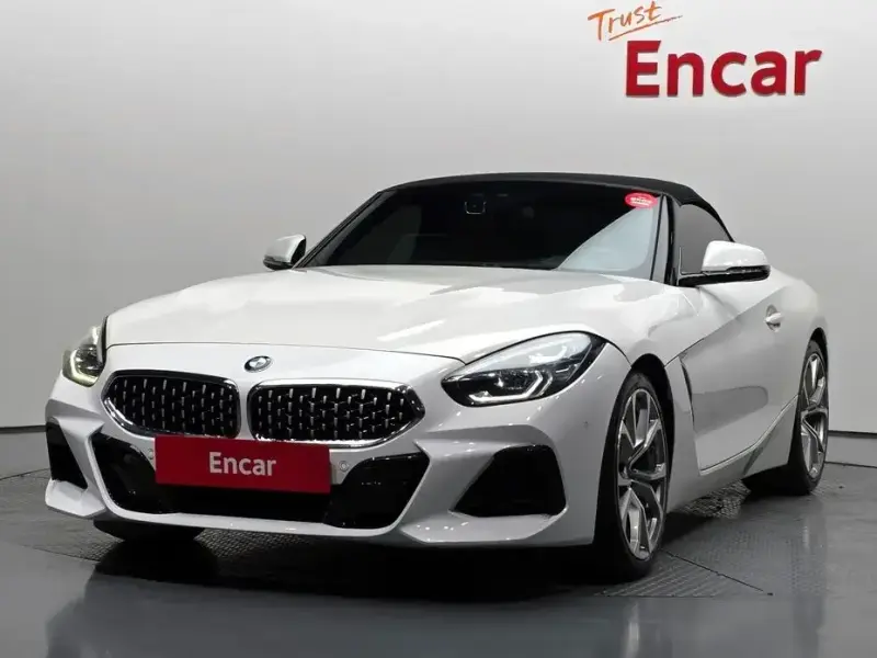 2021 BMW Z4 с пробегом 122 882 км