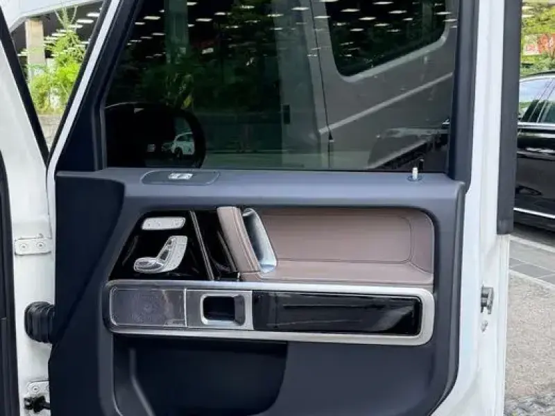 2023 Mercedes-Benz G-Класс с пробегом 20 944 км