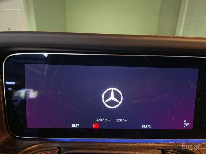 2025 Mercedes-Benz G-Класс с пробегом 3 246 км