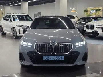 2026 BMW i5 с пробегом 4 585 км