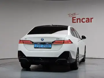 2024 BMW i5 с пробегом 85 812 км