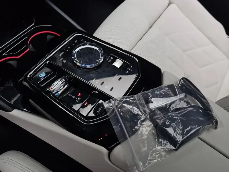 2025 BMW i5 с пробегом 18 106 км