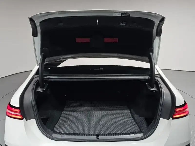 2024 BMW i5 с пробегом 85 812 км