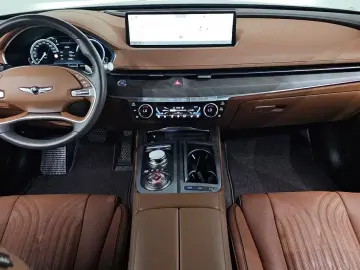 2023 Genesis G80 с пробегом 20 504 км