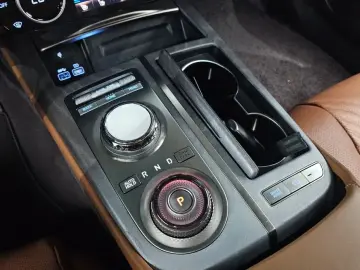 2023 Genesis G80 с пробегом 20 504 км