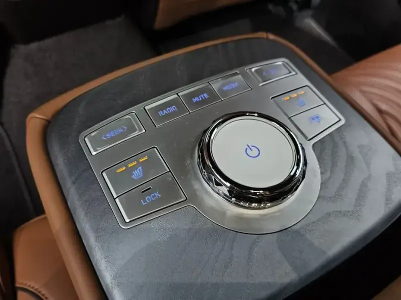 2023 Genesis G80 с пробегом 20 504 км
