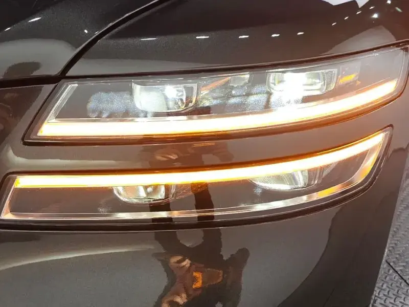 2023 Genesis G80 с пробегом 20 504 км