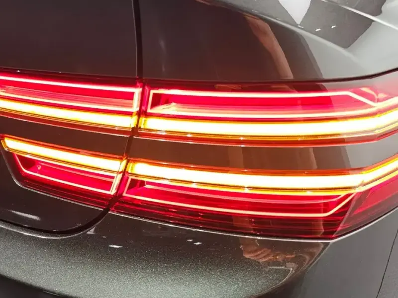 2023 Genesis G80 с пробегом 20 504 км