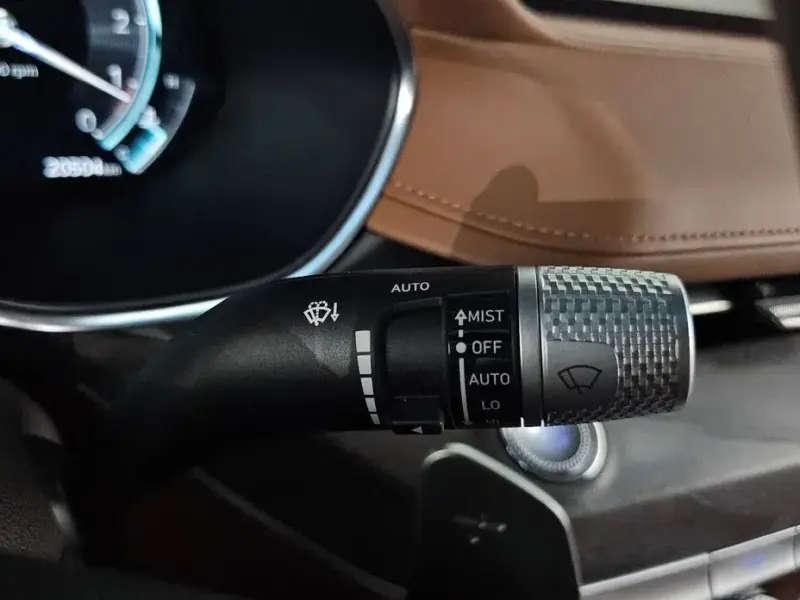 2023 Genesis G80 с пробегом 20 504 км