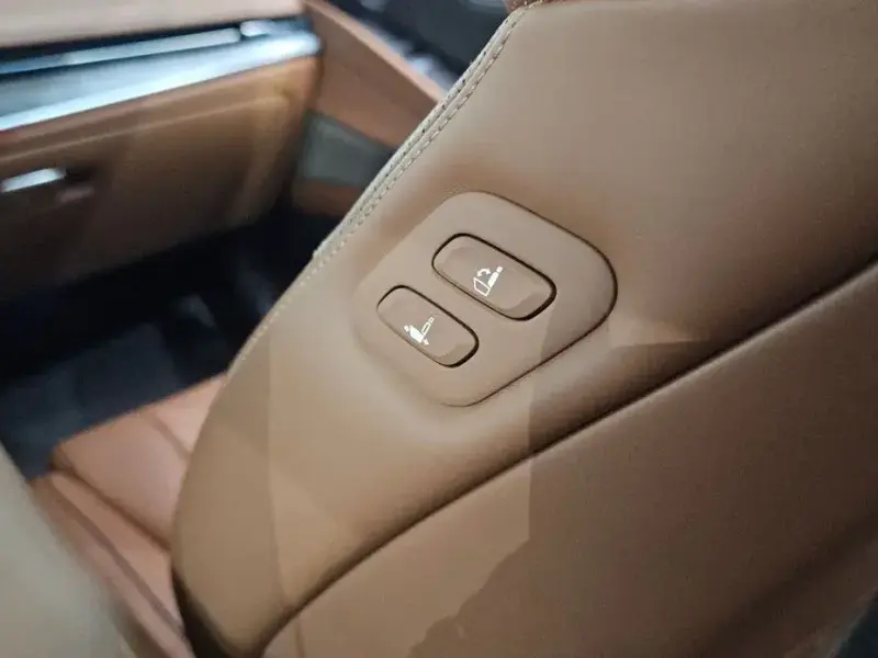 2023 Genesis G80 с пробегом 20 504 км